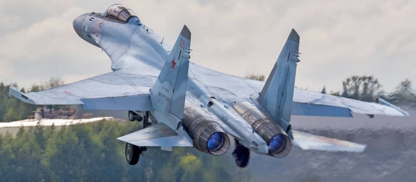 Αναμέτρηση στους αιθέρες: Su-35 εναντίον Eurofighter Typhoon (βίντεο)